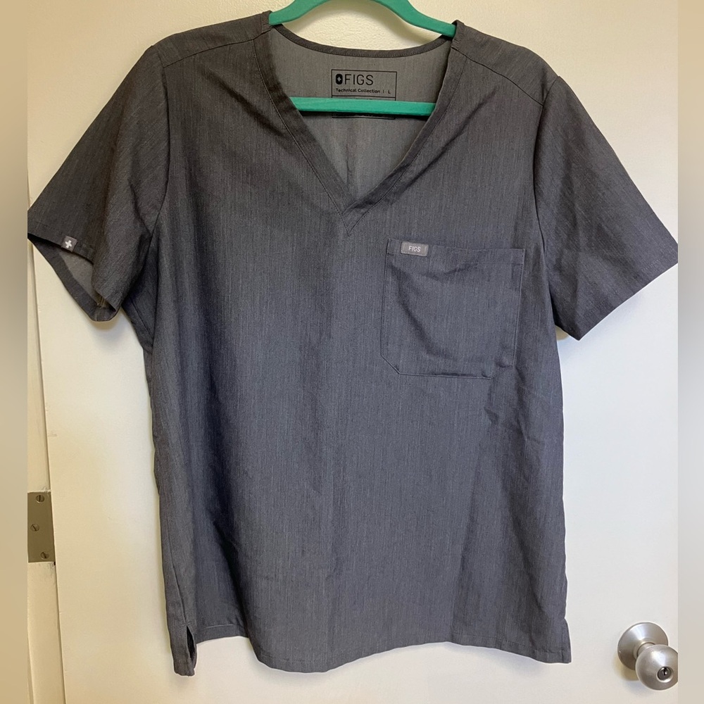 Figs technical collection Large gray scrub top